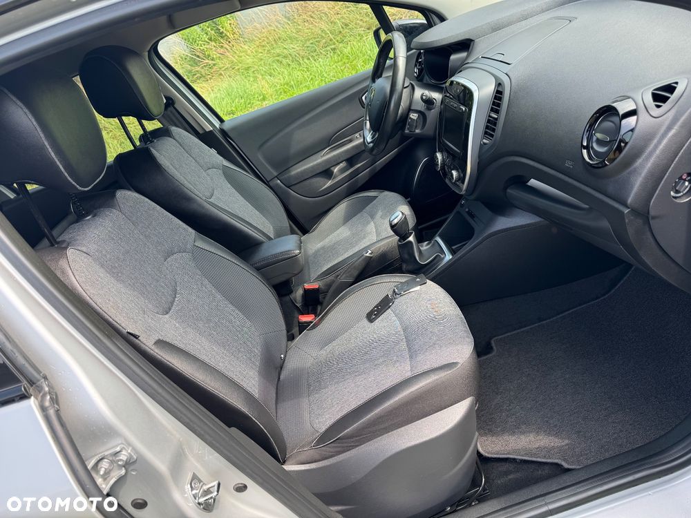 Renault Captur - 26