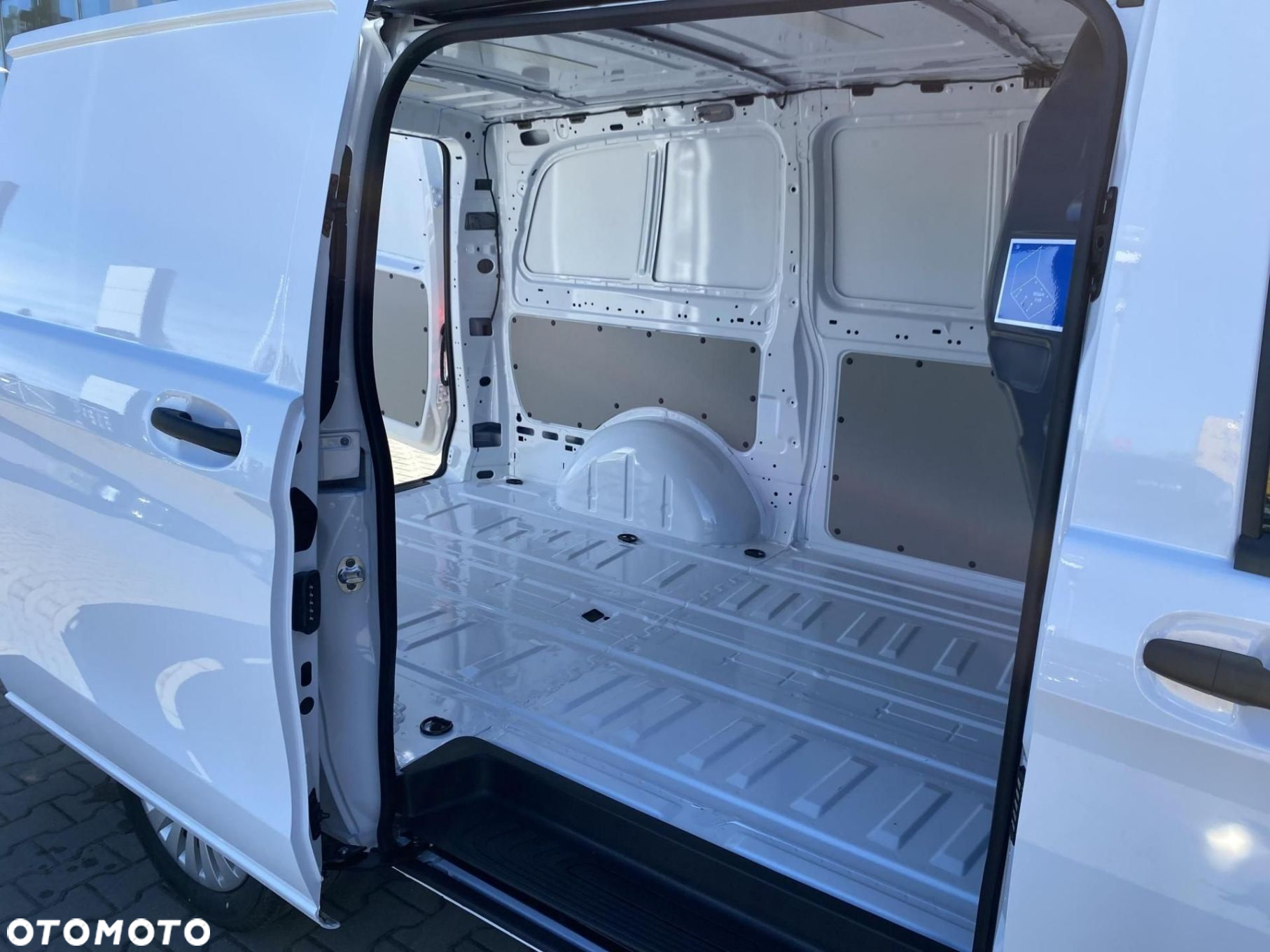 Mercedes-Benz Vito - 15