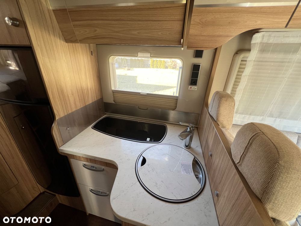 Hymer-Eriba T674CL - 37