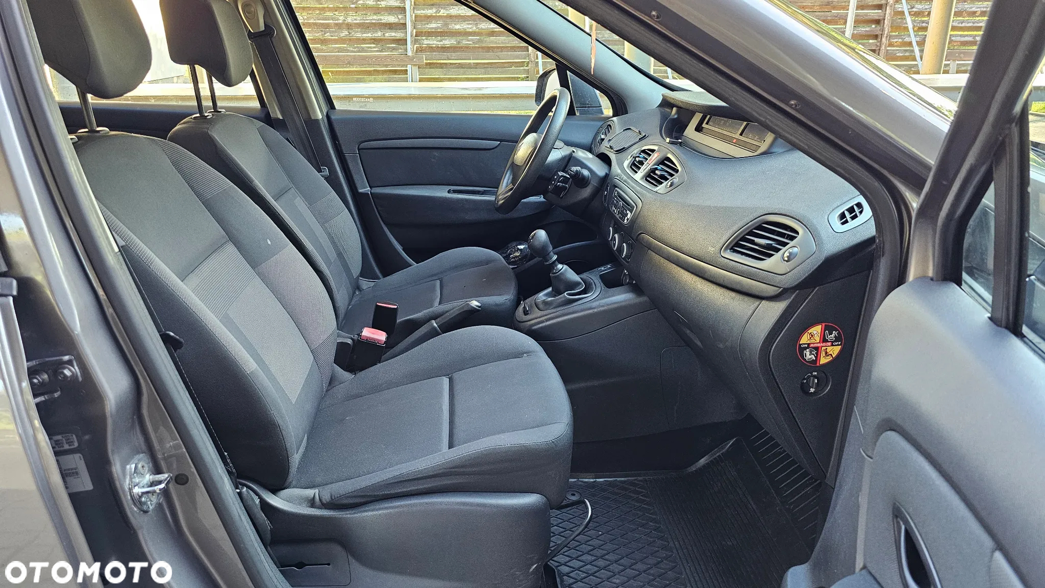 Renault Scenic - 9