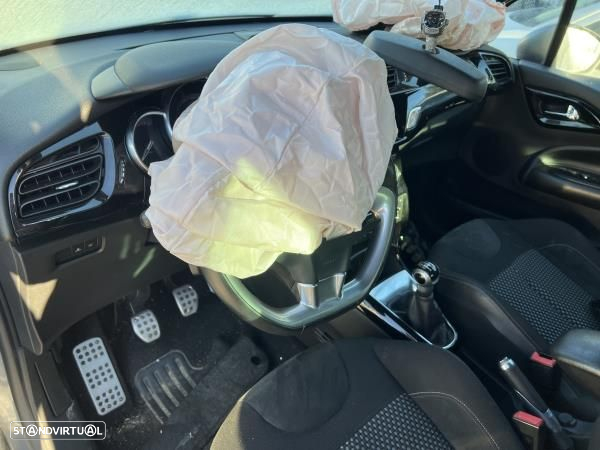 Para Peças Citroen Ds3 - 6