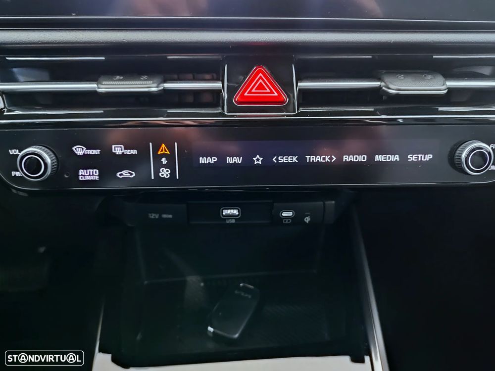Kia Niro 1.6 GDi HEV Tech - 19