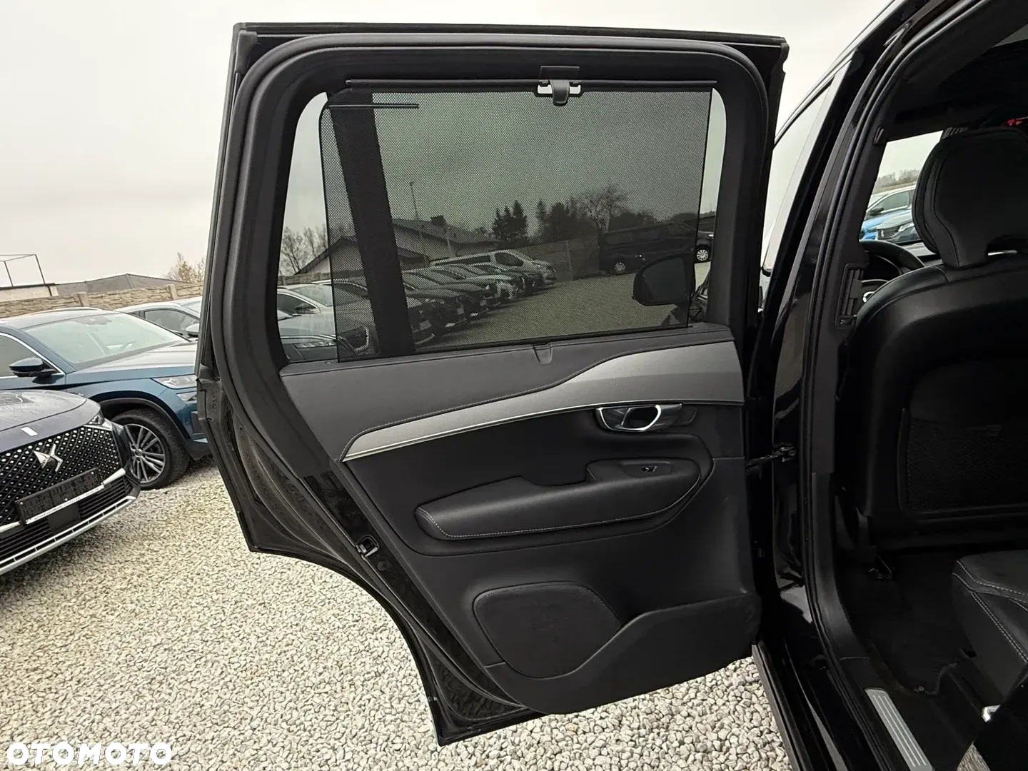 Volvo XC 90 T8 AWD Recharge Geartronic RDesign Edition - 28