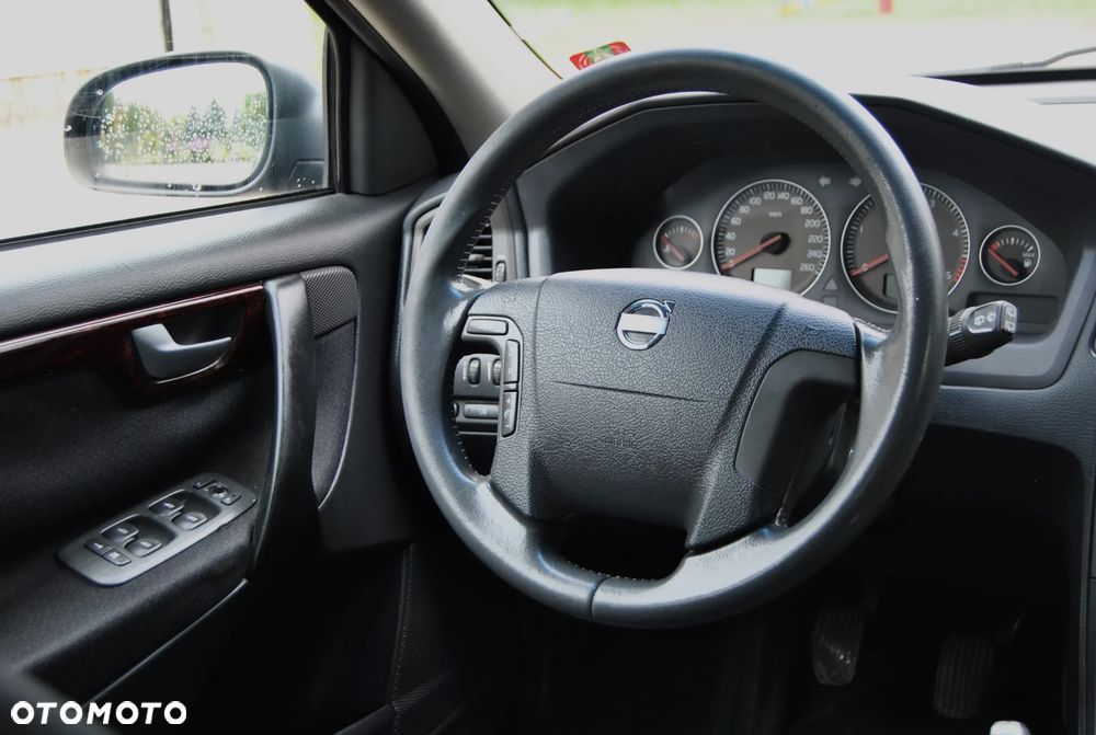 Volvo V70 D5 - 10