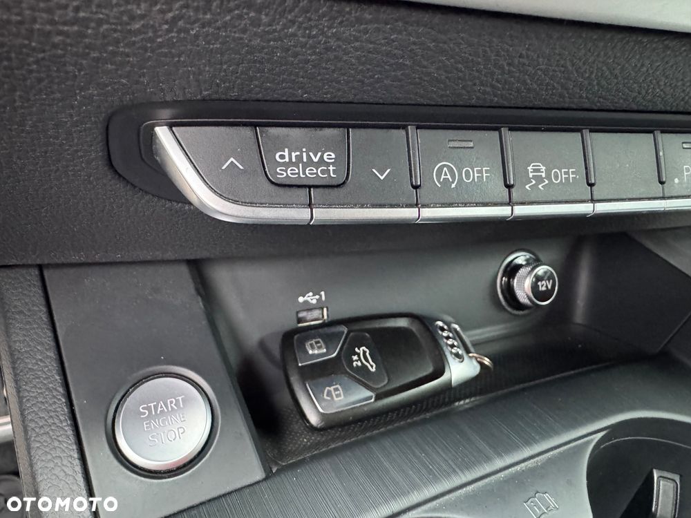 Audi A4 Avant 40 TDI S Line S tronic - 25
