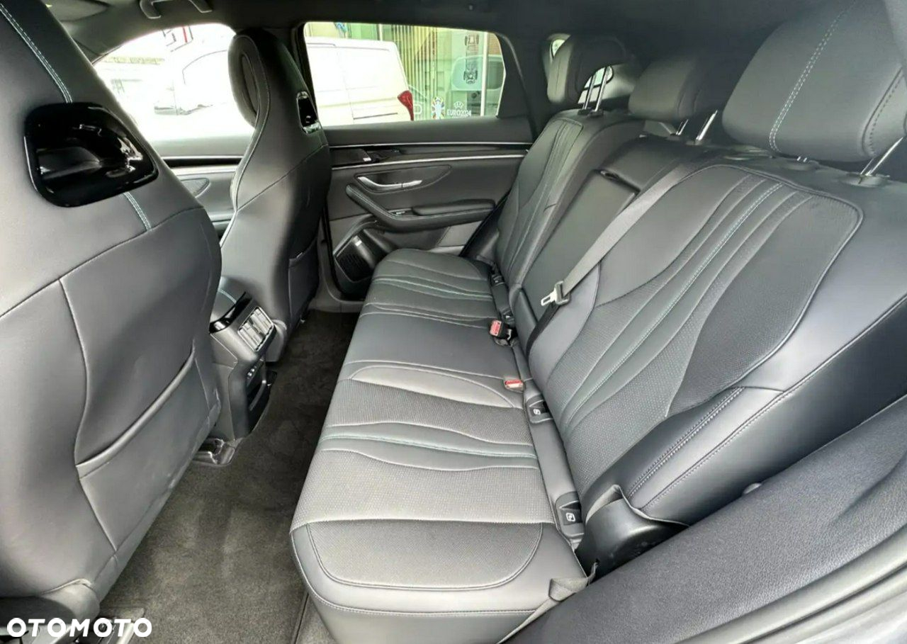 BYD Seal U - 9