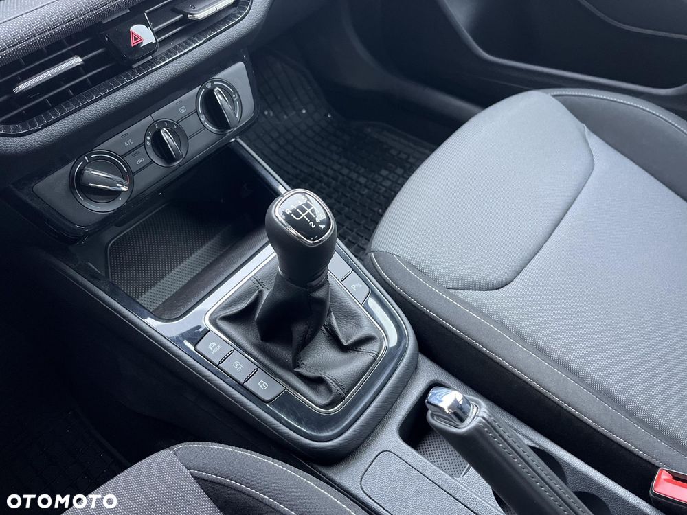 Skoda Fabia 1.0 Selection - 15