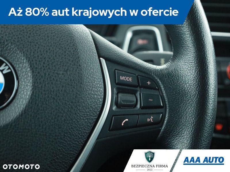 BMW Seria 1 - 22