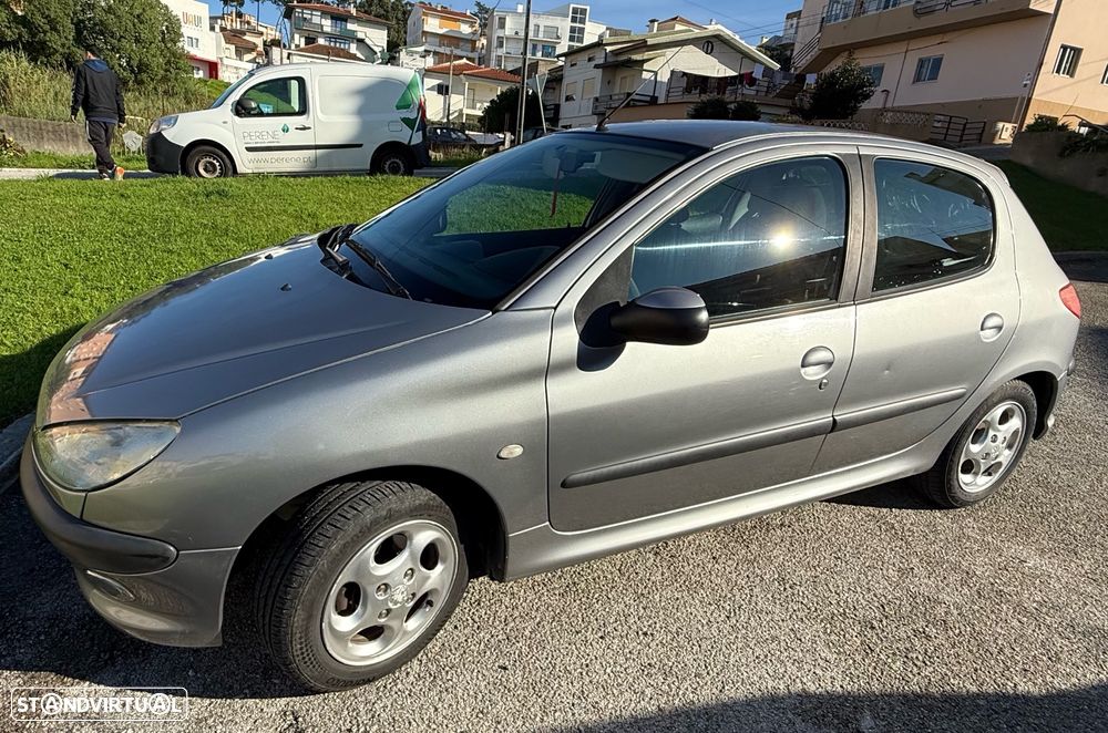 Peugeot 206 1.1 Color Line - 7