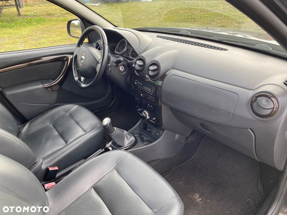 Dacia Duster 1.6 Laureate - 25