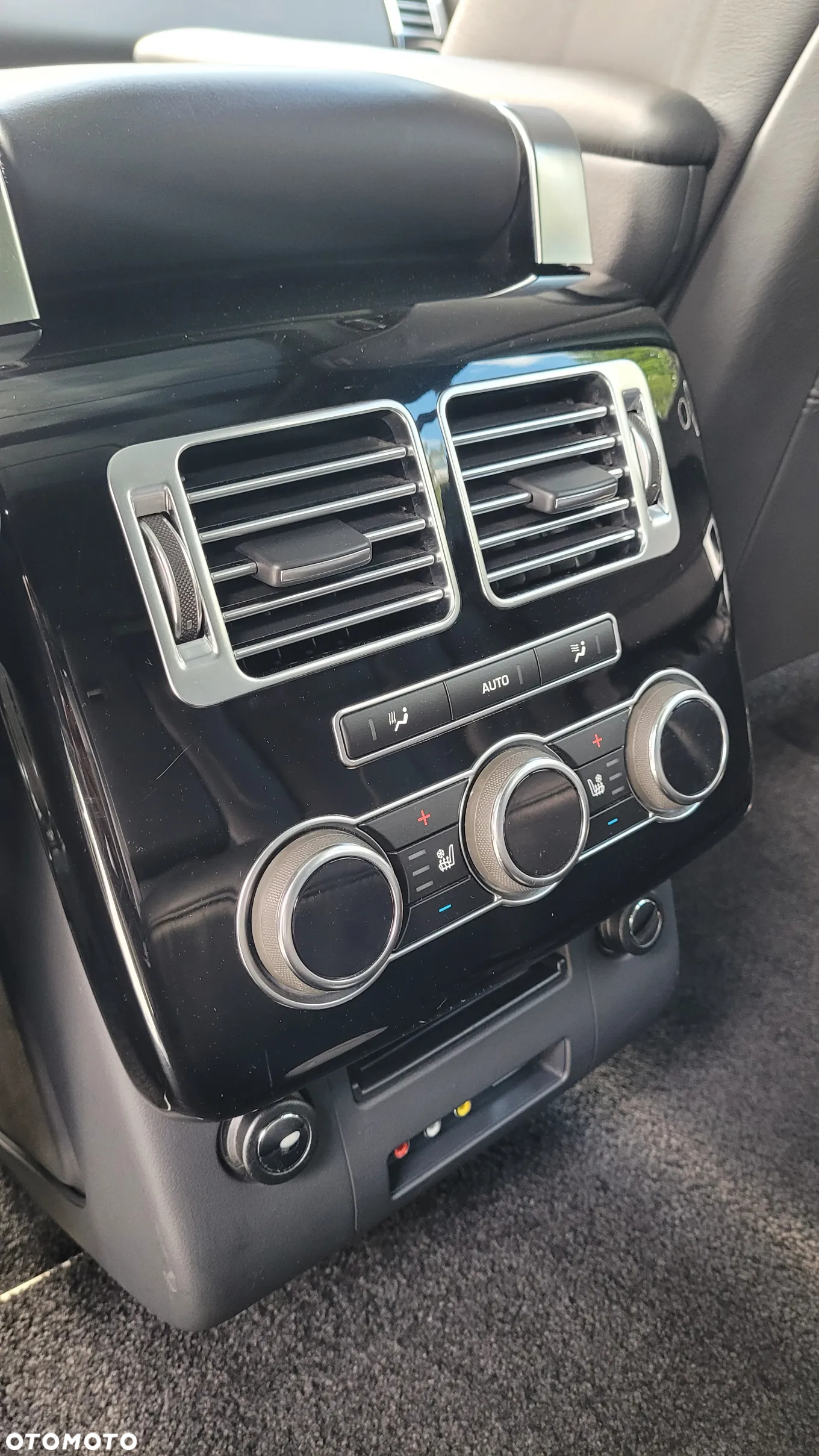 Land Rover Range Rover 4.4SD V8 AB Black - 19