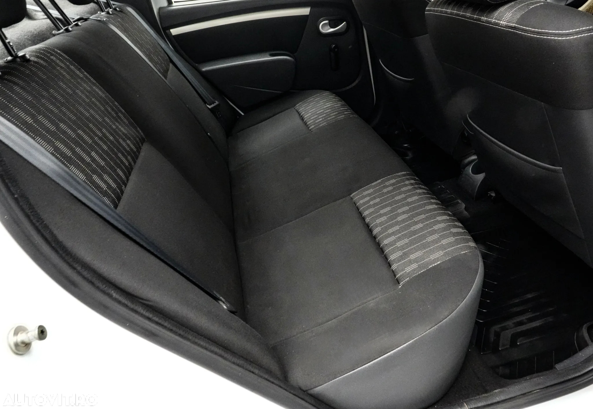 Dacia Logan 1.5 75CP Ambiance - 14