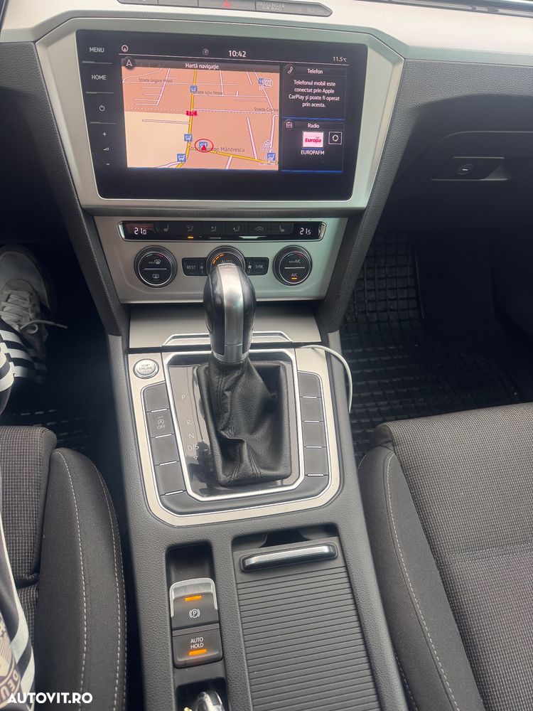 Volkswagen Passat 2.0 TDI DSG Comfortline - 6