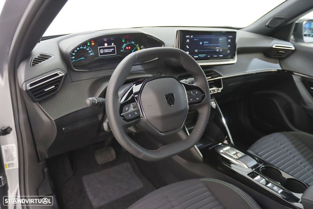 Peugeot e-2008 54 kWh Active - 3
