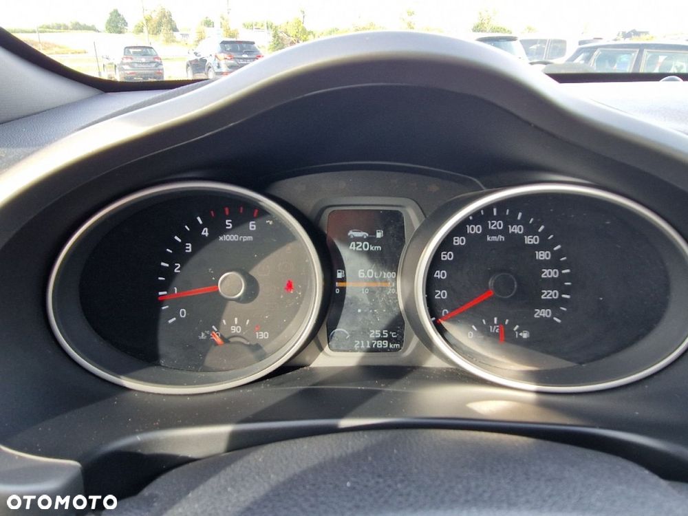 Kia Sportage 1.7 CRDI 2WD Vision - 11