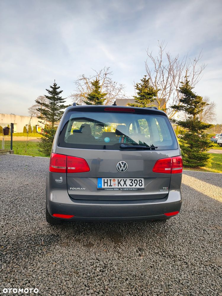 Volkswagen Touran 2.0 TDI DPF STYLE - 10