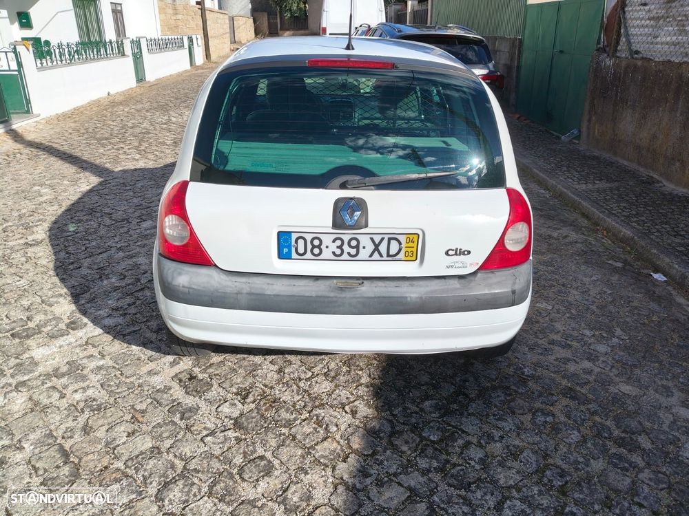 Renault Clio 1.5 dCi S - 2
