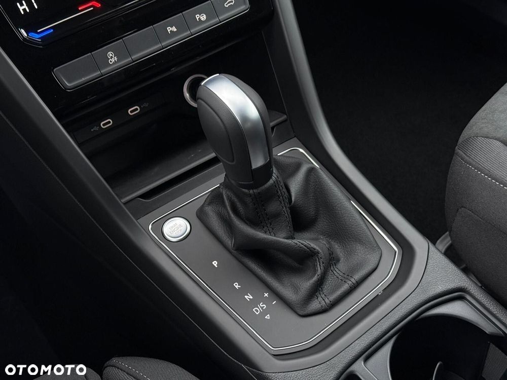 Volkswagen Touran 1.5 TSI EVO Comfortline Plus DSG - 11