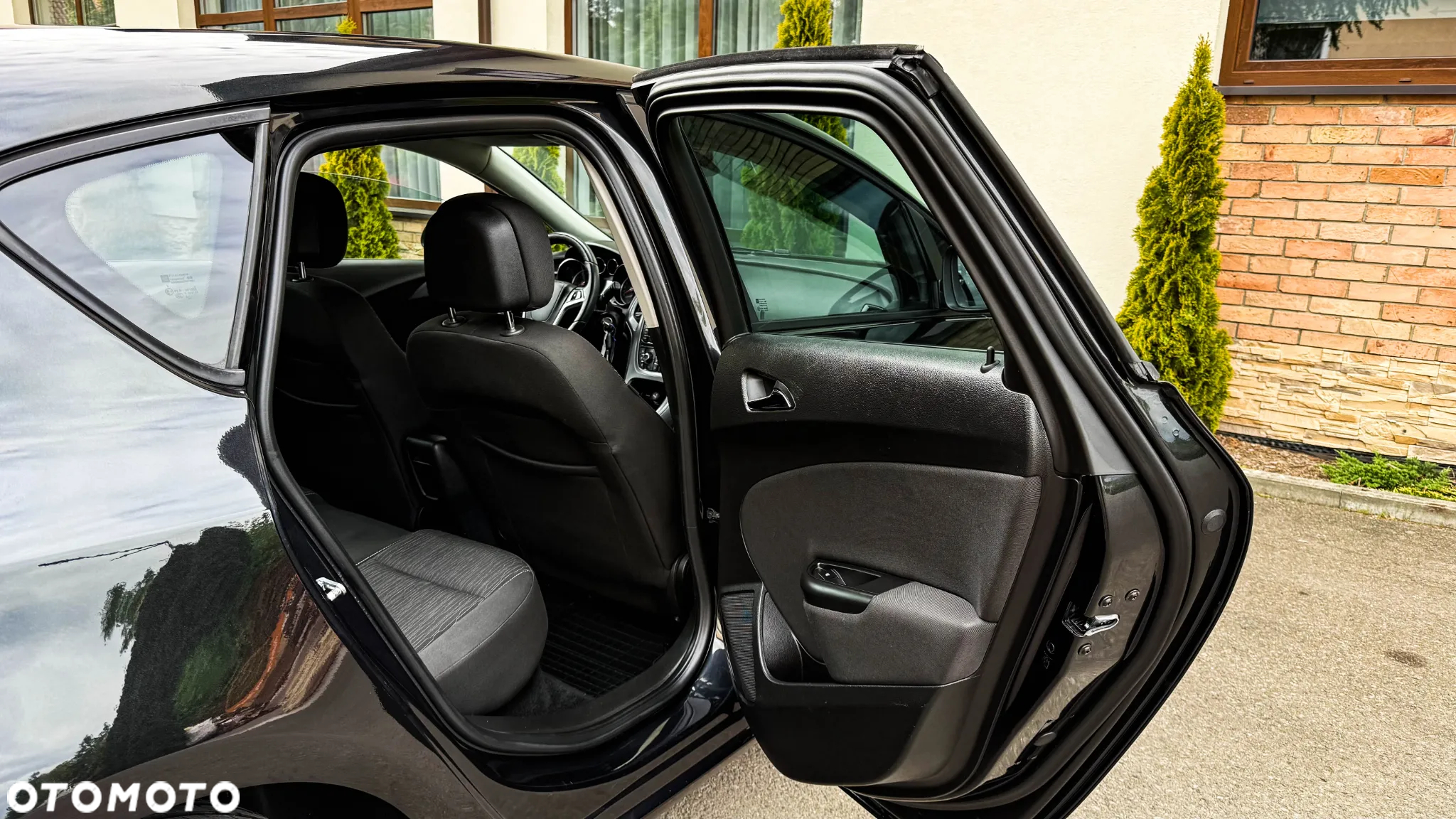Opel Astra 1.4 Turbo Design Edition - 33