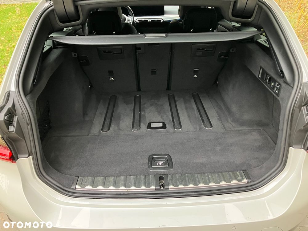 BMW Seria 3 320d Touring xDrive M Sport - 30
