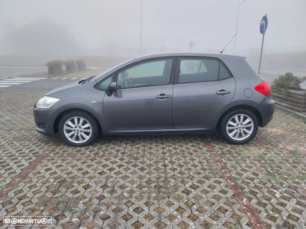 Toyota Auris 1.4 D-4D Sol - 3