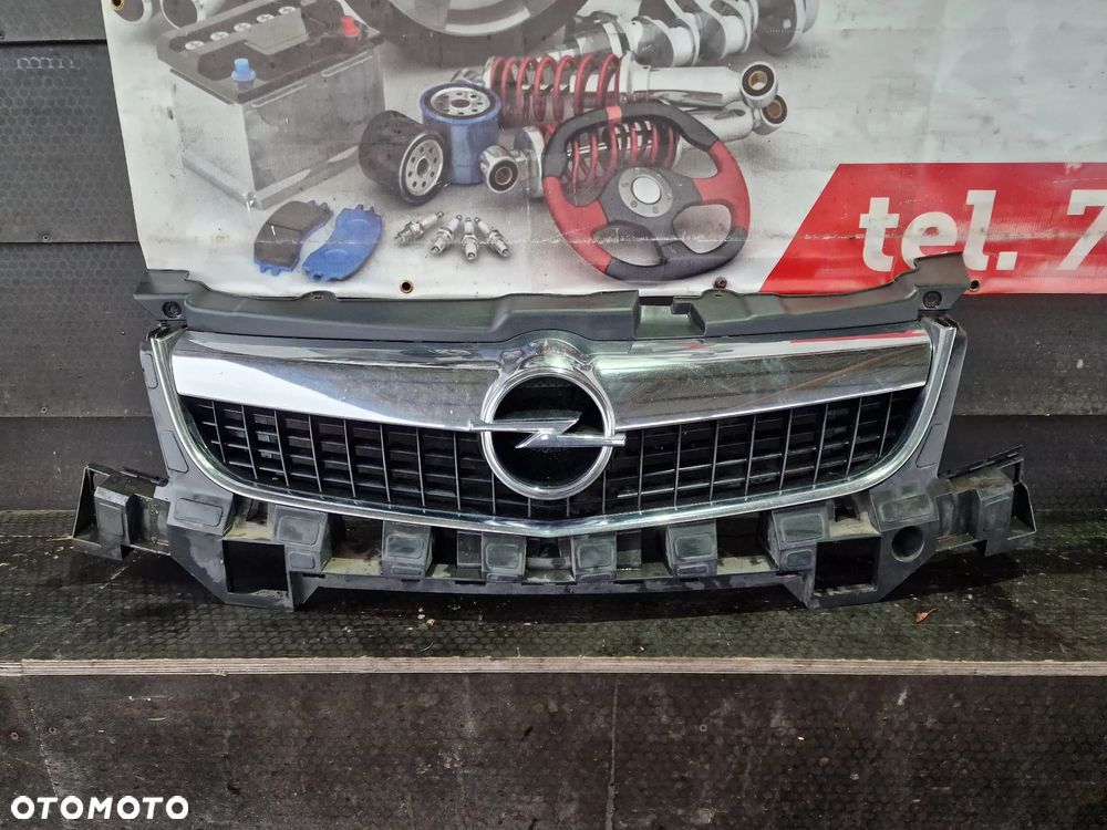 ATRAPA GRILL  OPEL VECTRA C LIFT Signum 13182876 - 1