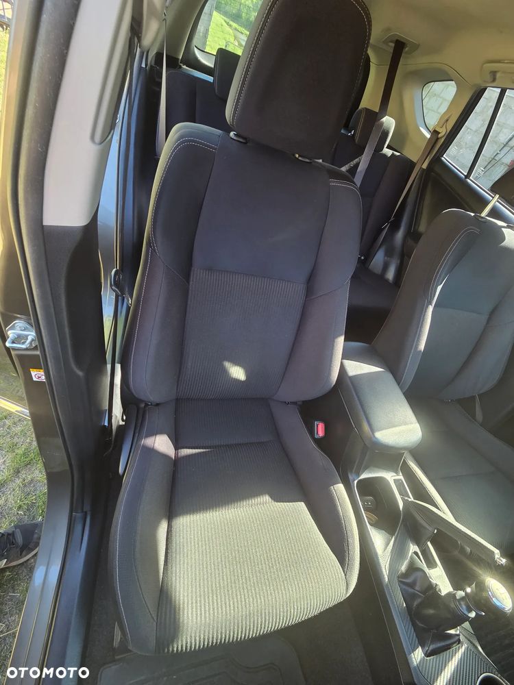 Toyota RAV4 2.0 Premium - 8