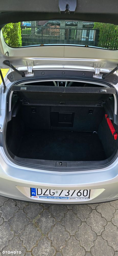 Opel Astra 1.7 CDTI DPF 150 Jahre - 14