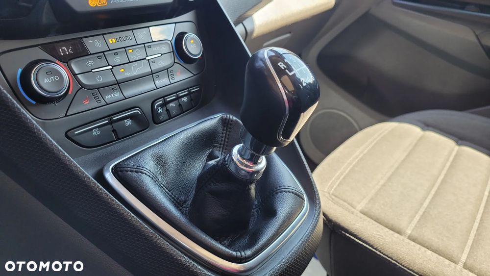 Ford Tourneo Connect 1.5 EcoBlue Titanium - 20