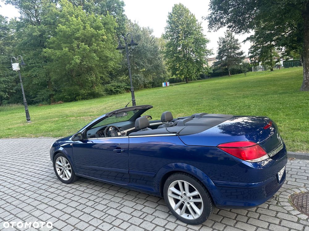 Opel Astra 1.9 CDTI Cosmo - 13