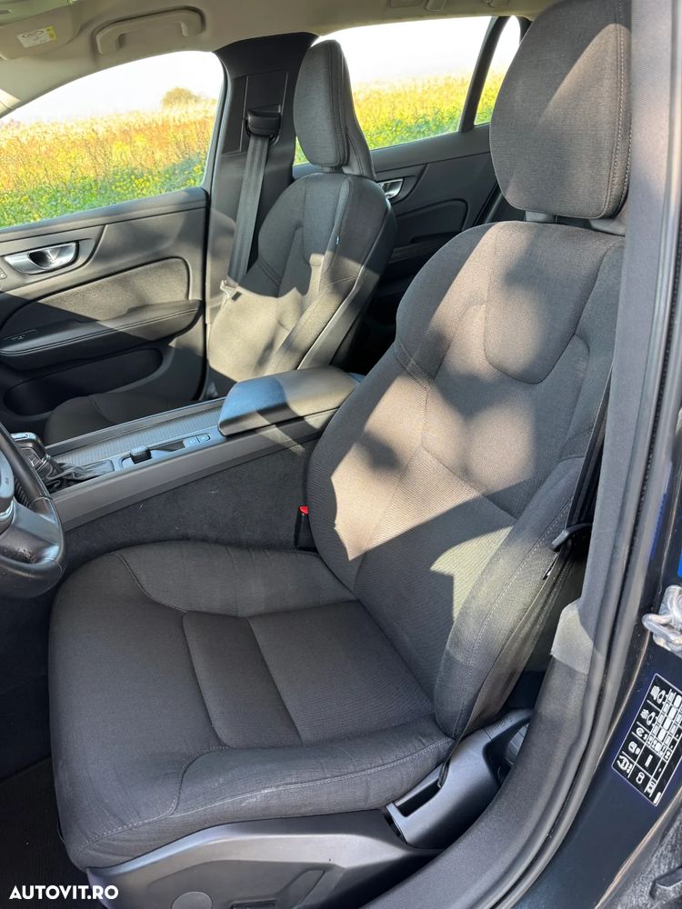 Volvo V60 D3 Momentum - 16