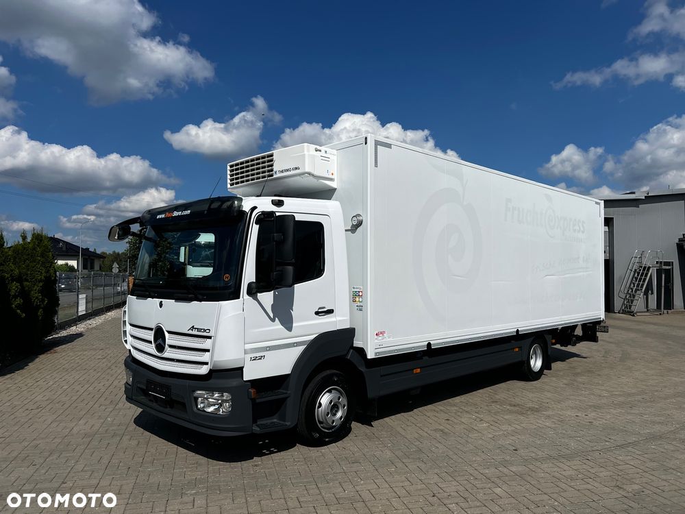 Mercedes-Benz ATEGO 1221 CHŁODNIA 7.3m + WINDA - 2