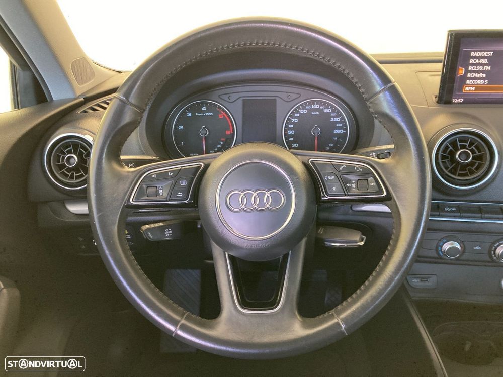 Audi A3 Sportback 1.6 TDI - 17