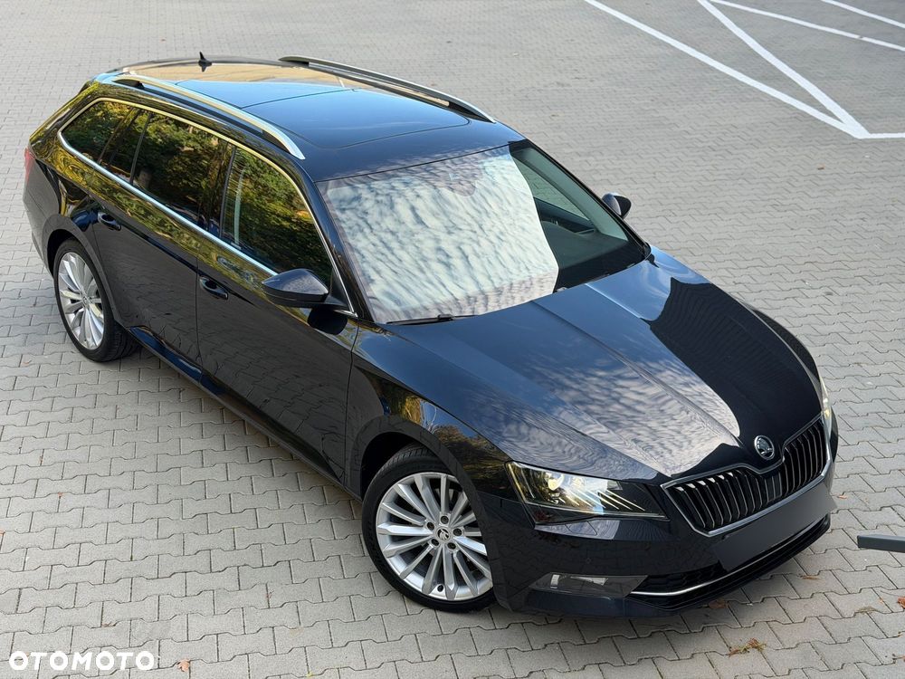 Skoda Superb 2.0 TDI 4x4 DSG Ambition - 36