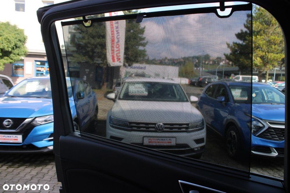 Ford Galaxy - 25