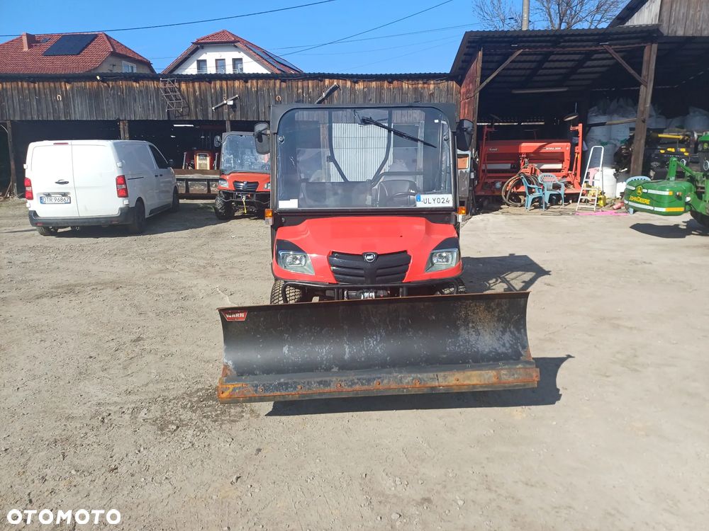 Kioti MEC2210 - 1