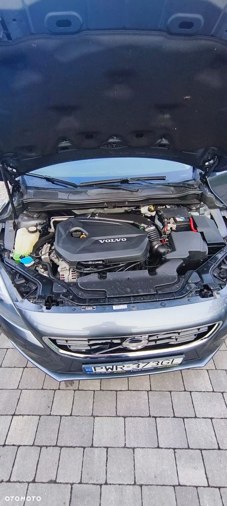 Volvo V40 T2 - 11