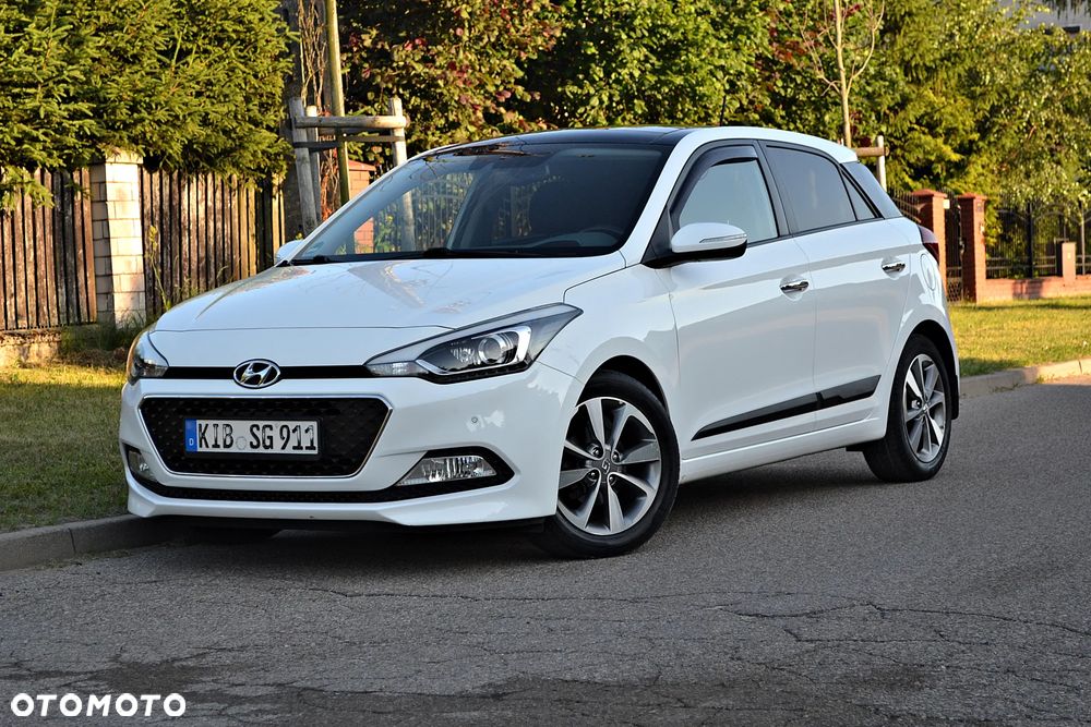 Hyundai i20 1.2 YES Gold - 1