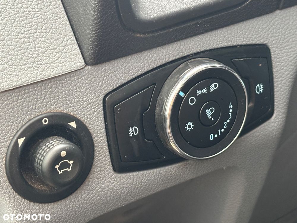Ford Transit MK8 - 11