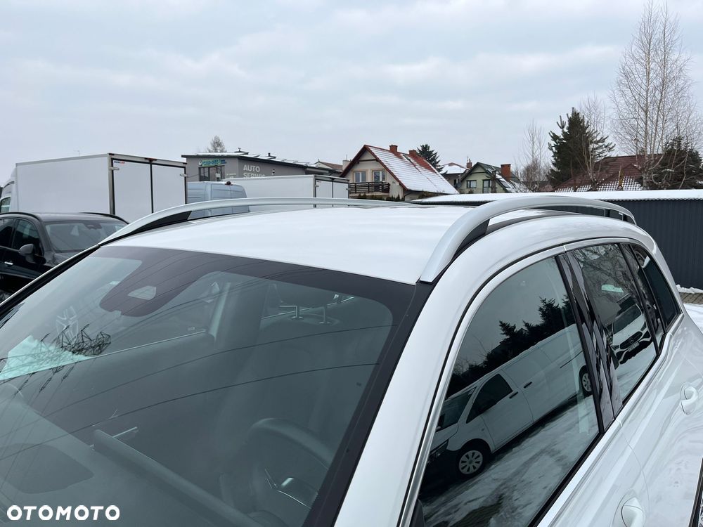 Mercedes-Benz EQB 250 70.5kWh Progressive 7os - 34