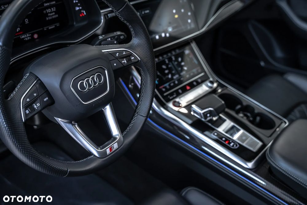 Audi SQ8 - 27