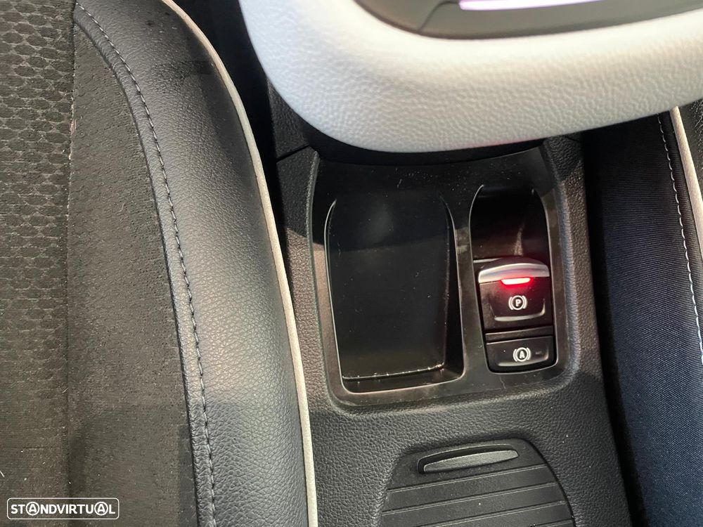 Renault Clio TCe 90 INTENS - 17