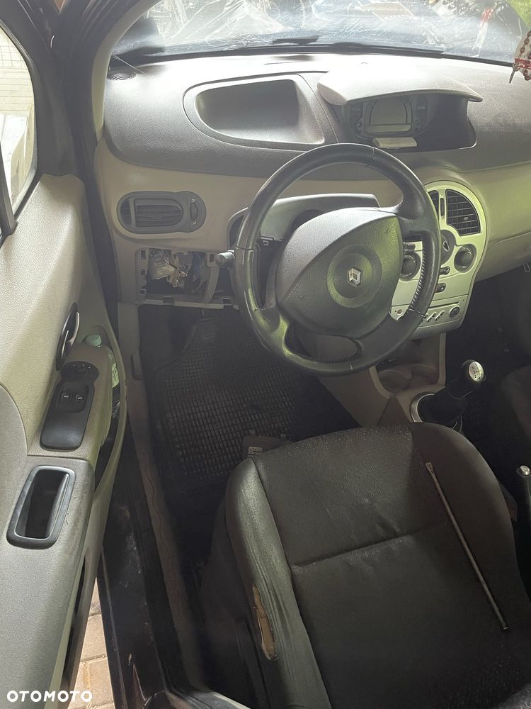 Renault Modus - 2