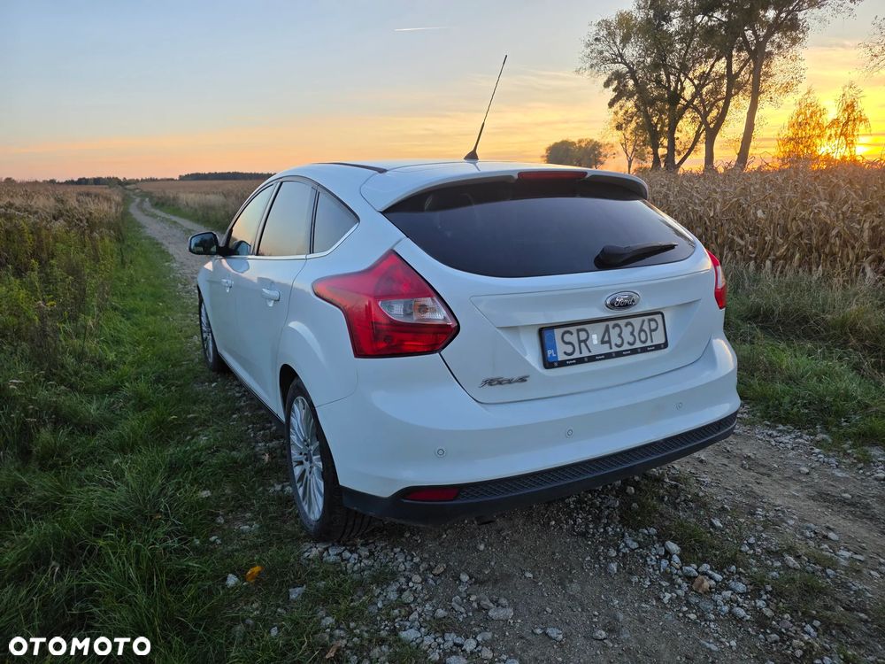 Ford Focus Turnier 1.6 TDCi DPF Start-Stopp-System Titanium - 5