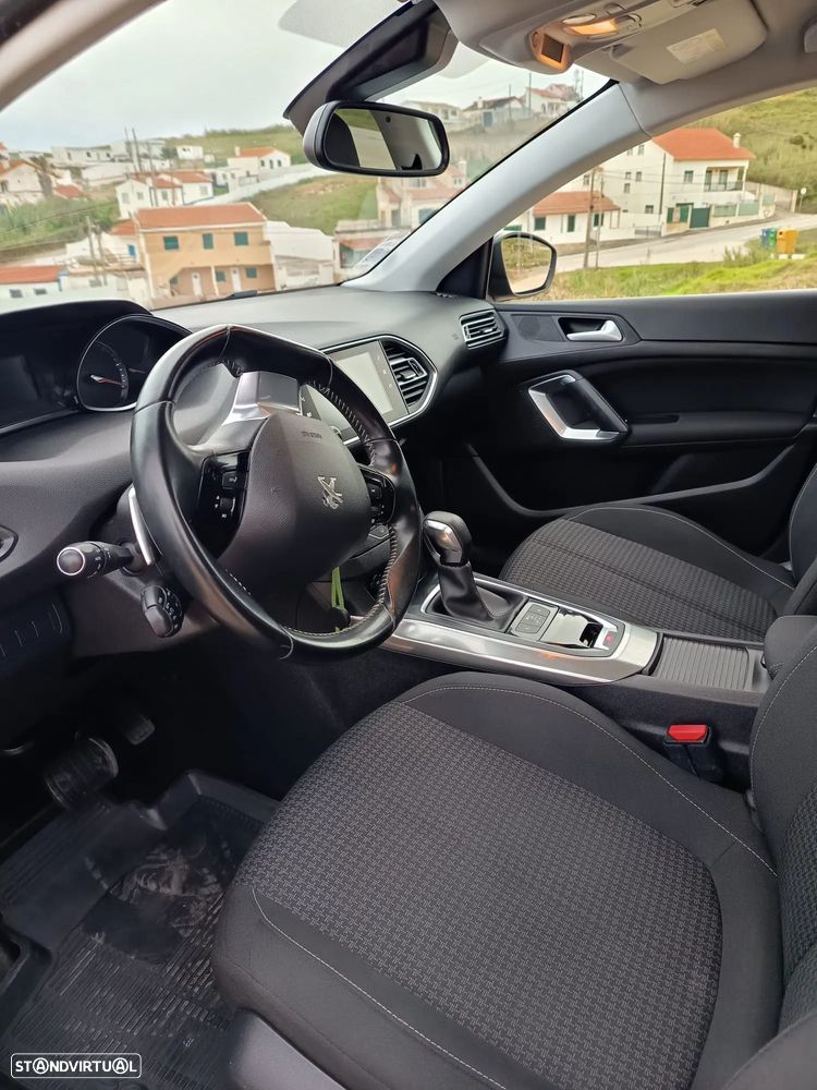 Peugeot 308 BlueHDi FAP 130 EAT6 Stop & Start Allure - 6