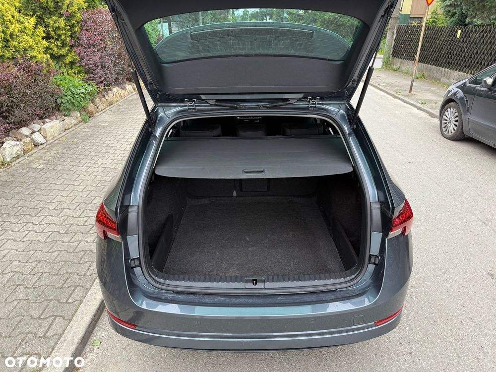 Skoda Octavia 2.0 TDI Style DSG - 22