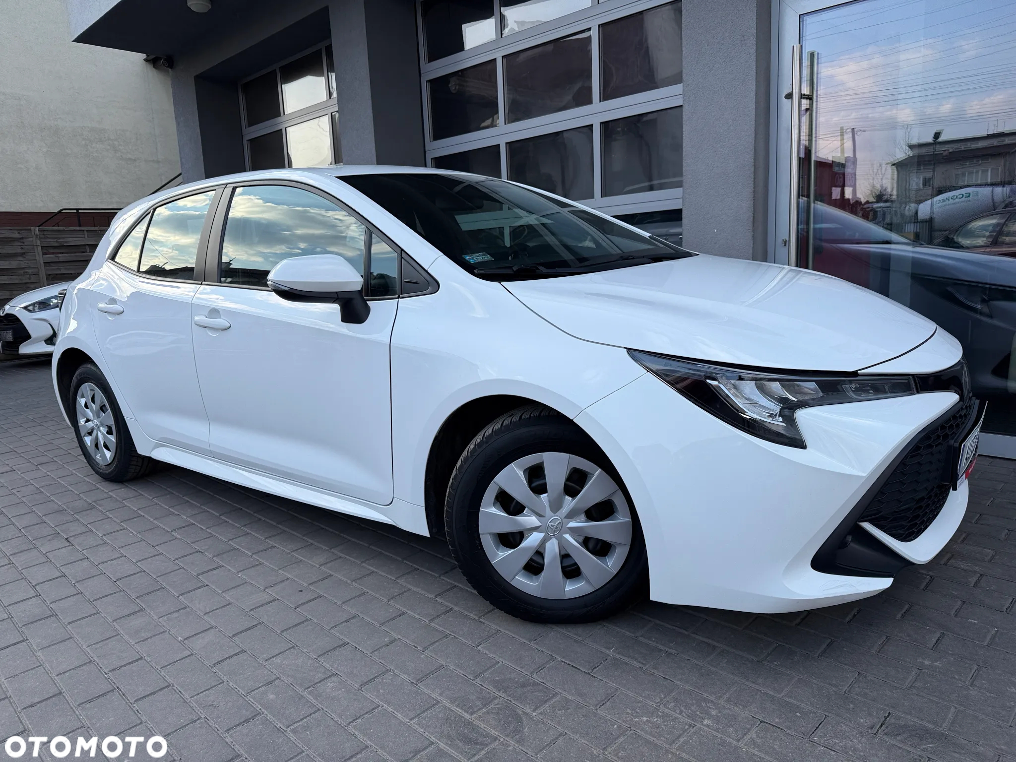 Toyota Corolla 1.2 T Active - 16