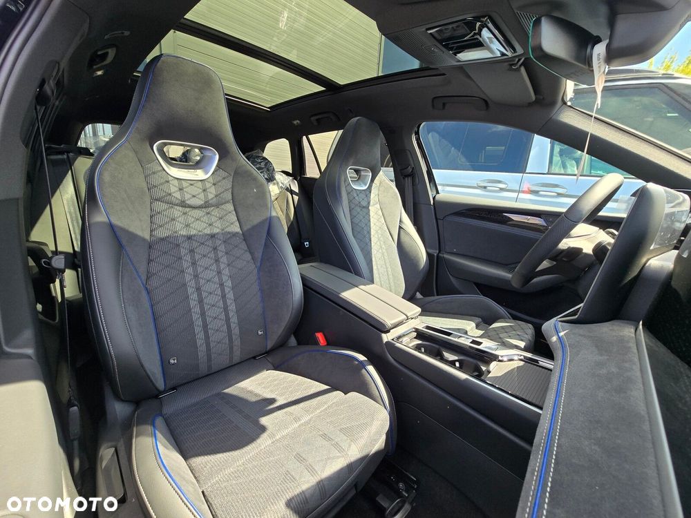 Volkswagen Passat 2.0 TDI SCR R-Line Plus DSG - 22