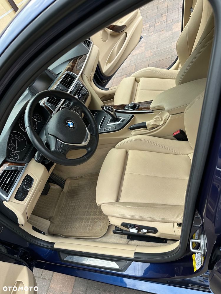 BMW Seria 3 328i Sport Line - 8