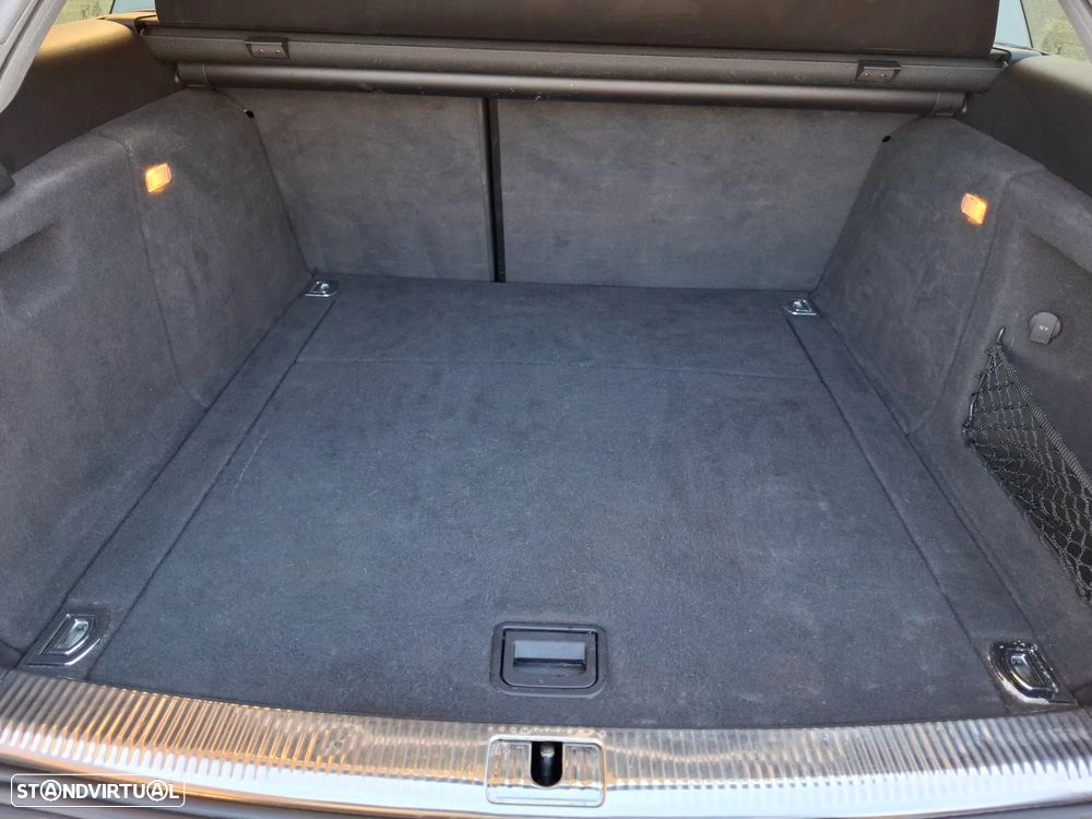 Audi A4 Avant 2.0 TDI Business Line - 42